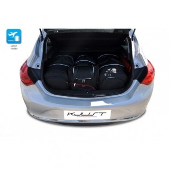 Kit valigie su misura per Opel Astra J 3 o 5 porte (2009 - 2015)