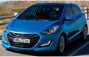 Tappetini Hyundai i30 5 porte (2012 - 2017) personalizzati in base ai tuoi gusti