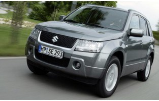 Tappetini Suzuki Grand Vitara 5 porte (2005 - 2015) personalizzati in base ai tuoi gusti