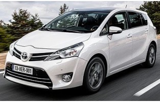 Tappetini Toyota Verso (2013 - adesso) personalizzati in base ai tuoi gusti