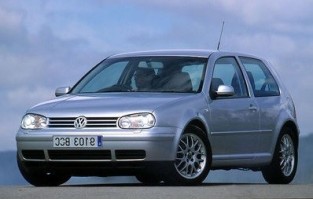 Tappetini 3D fatto di Premio in gomma per Volkswagen Golf IV (1997 - 2006)
