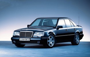 Tappetini Mercedes W124 personalizzati in base ai tuoi gusti