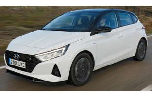 Tappetini Hyundai i20 (2020-presente) personalizzato a vostro piacimento