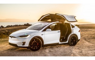 Tappetini Tesla Model X (2020-presente) personalizzato a vostro piacimento