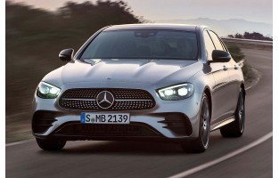 Tappetini Mercedes Clase E W214 (2023 - ) su misura con logo ricamato